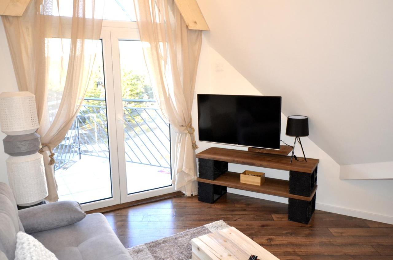 C L E A N&C O Z Y Apartmani Дивчибаре Экстерьер фото